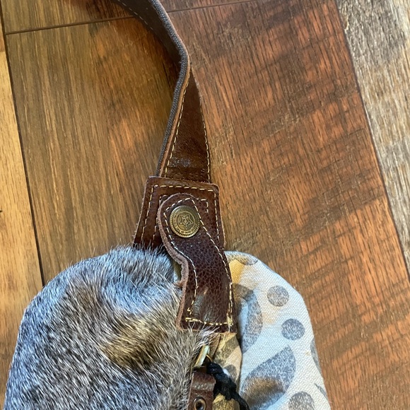 Myra Bag Fannypak - Picture 7 of 14